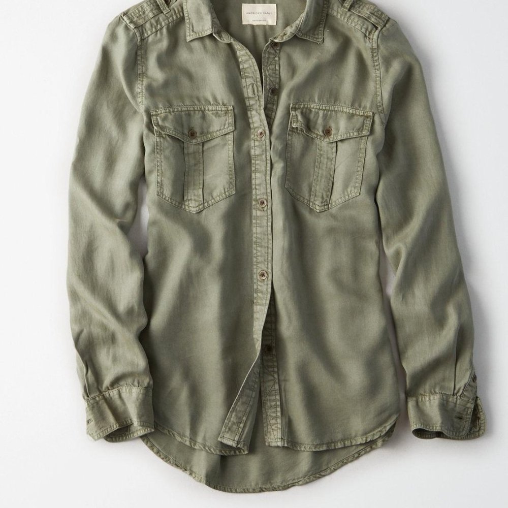 AMERICAN EAGLE green long sleeve utility button up shirt S